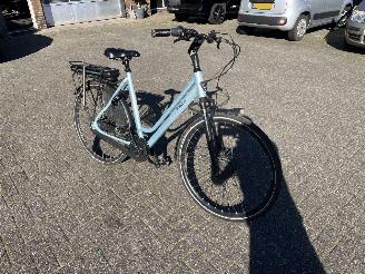 krockskadad bil fiets Stella  dames elektrisch. 2020/4