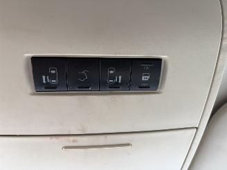 Chrysler Town & Country 3.8 V6 7-pers. AUTOMAAT NIEUWE APK picture 15