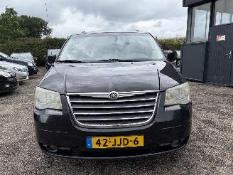 Chrysler Town & Country 3.8 V6 7-pers. AUTOMAAT NIEUWE APK picture 6