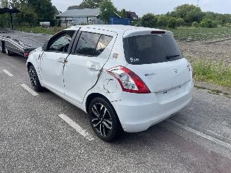 Suzuki Swift 1.2-16V picture 4