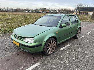 Volkswagen Golf 1.4-16V picture 2
