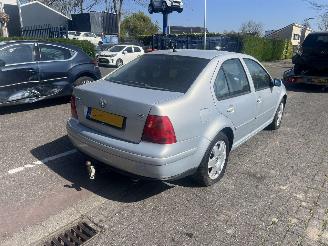 Volkswagen Bora 2.0 picture 3