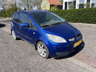 Vrakbiler auto Mitsubishi Colt 1.5-16V 2006/9