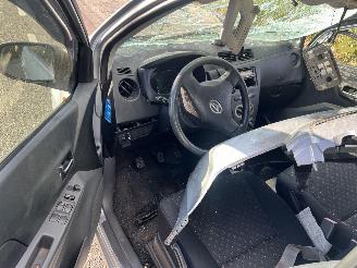 Daihatsu Cuore 1.0-12V picture 5