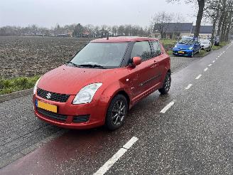 Suzuki Swift 1.3 VVT picture 2