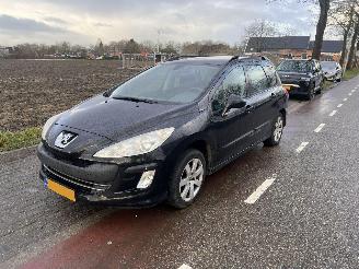 Peugeot 308 1.6 VTi picture 2