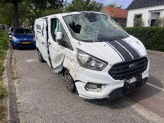 Uttjänta bilar bedrijf Ford Transit Custom CUSTOM 300 2.0 TDCi L2H1 2021/11