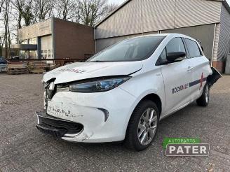 Vrakbiler auto Renault Zoé Zoe (AG), Hatchback 5-drs, 2012 53kW 2019/12