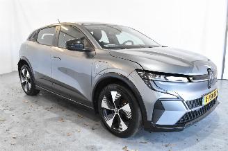 krockskadad bil auto Renault Mégane EV40 B.C. Equilibre 2024/1