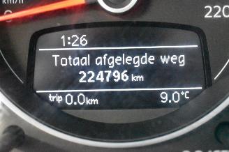 Volkswagen Up! 1.0 BMT move up! picture 19