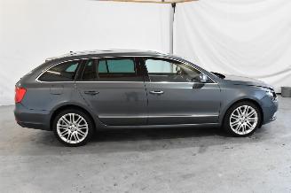 Skoda Superb 1.6 TDI Champs Elys. picture 8