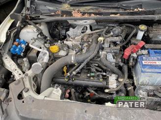 Nissan Pulsar Pulsar (C13), Hatchback, 2013 1.2 DIG-T 16V picture 9