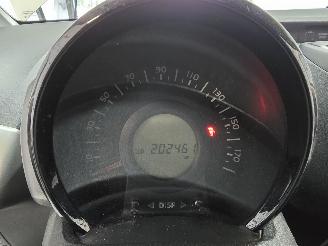 Peugeot 108 1.0 e-VTi Active picture 18