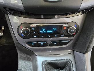 Ford Focus 1.0 EcoB. Titanium picture 29