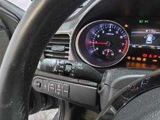 Kia Ceed 1.0 T-GDi Dynamic Line picture 28