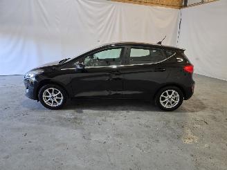 Ford Fiesta 1.0 EcoB. Titanium picture 4