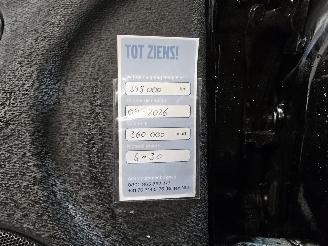 Volvo V-60 2.4 D6 AWD Plug-In Hybrid Summum picture 24