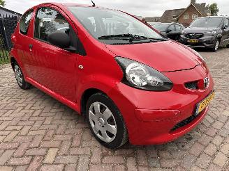 Toyota Aygo 1.0-12V picture 4