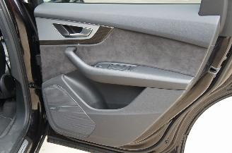 Audi SQ7 4.0 TDi V8 Quattro Airco Navi Pano Head UP Nightvision Softclose 320KW Euro 6 picture 14