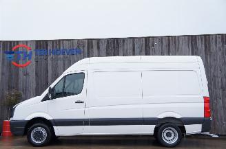 Schadeauto Volkswagen Crafter 2.0 TDi L2H2 Airco Navi Cruise Trekhaak 3,5 Ton 100KW Euro 5 2014/8