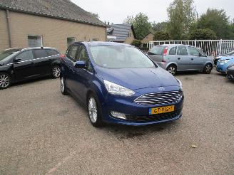 krockskadad bil auto Ford Grand C-Max 1.0 Titanium REST BPM 600 EURO !!!!! 2015/8