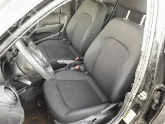 Audi A1 A1 Sportback (8XA/8XF), Hatchback 5-drs, 2011 / 2018 1.6 TDI 16V picture 6