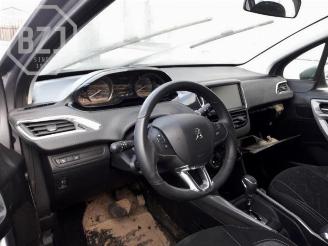 Peugeot 2008 2008 (CU), MPV, 2013 / 2019 1.2 12V e-THP PureTech 110 picture 5