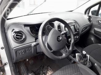 Renault Captur  picture 5