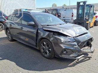 Ford Focus Focus 4 Wagon, Combi, 2018 1.0 Ti-VCT EcoBoost 12V 125 picture 2