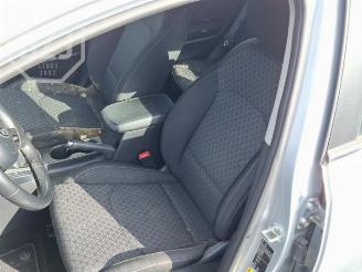 Kia Cee d Ceed Sportswagon (CDF), Combi 5-drs, 2018 1.0i T-GDi 12V picture 6