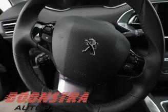 Peugeot 308 308 SW (L4/L9/LC/LJ/LR), Combi 5-drs, 2014 / 2021 1.2 12V e-THP PureTech 130 picture 13