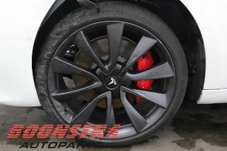 Tesla Model 3 Model 3, Sedan, 2017 Long Range, Performance AWD picture 19