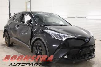 Toyota C-HR C-HR (X1,X5), SUV, 2016 1.8 16V Hybrid picture 3