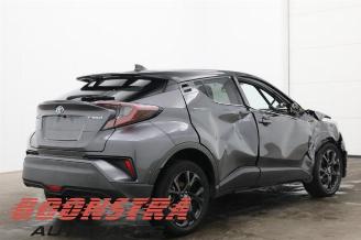 Toyota C-HR C-HR (X1,X5), SUV, 2016 1.8 16V Hybrid picture 4