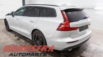 Volvo V-60 V60 II (ZW), Combi, 2018 2.0 D4 16V picture 2
