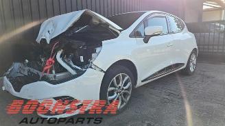 Coche siniestrado Renault Clio Clio IV (5R), Hatchback 5-drs, 2012 / 2021 0.9 Energy TCE 90 12V 2016/11
