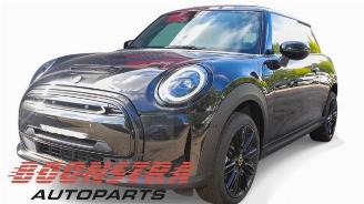Vrakbiler auto Mini Cooper S Mini (F56), Hatchback 3-drs, 2013 Cooper SE,Electric 2023/11