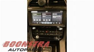 Jaguar F-Pace F-Pace, SUV, 2015 / 2025 3.0 D 24V AWD picture 17