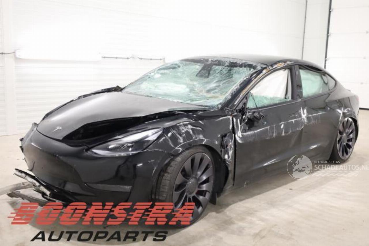 Tesla Model 3 Model 3, Sedan, 2017 Long Range, Performance AWD