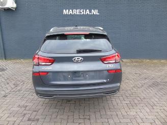 Hyundai I-30 i30 Wagon (PDEF), Combi, 2017 1.5 T-GDI 16V Hybrid 48V picture 5