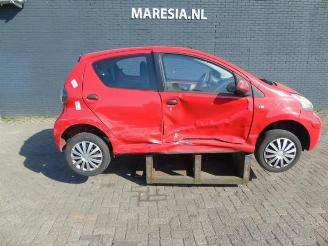 Vrakbiler auto Toyota Aygo Aygo (B10), Hatchback, 2005 / 2014 1.0 12V VVT-i 2010/10