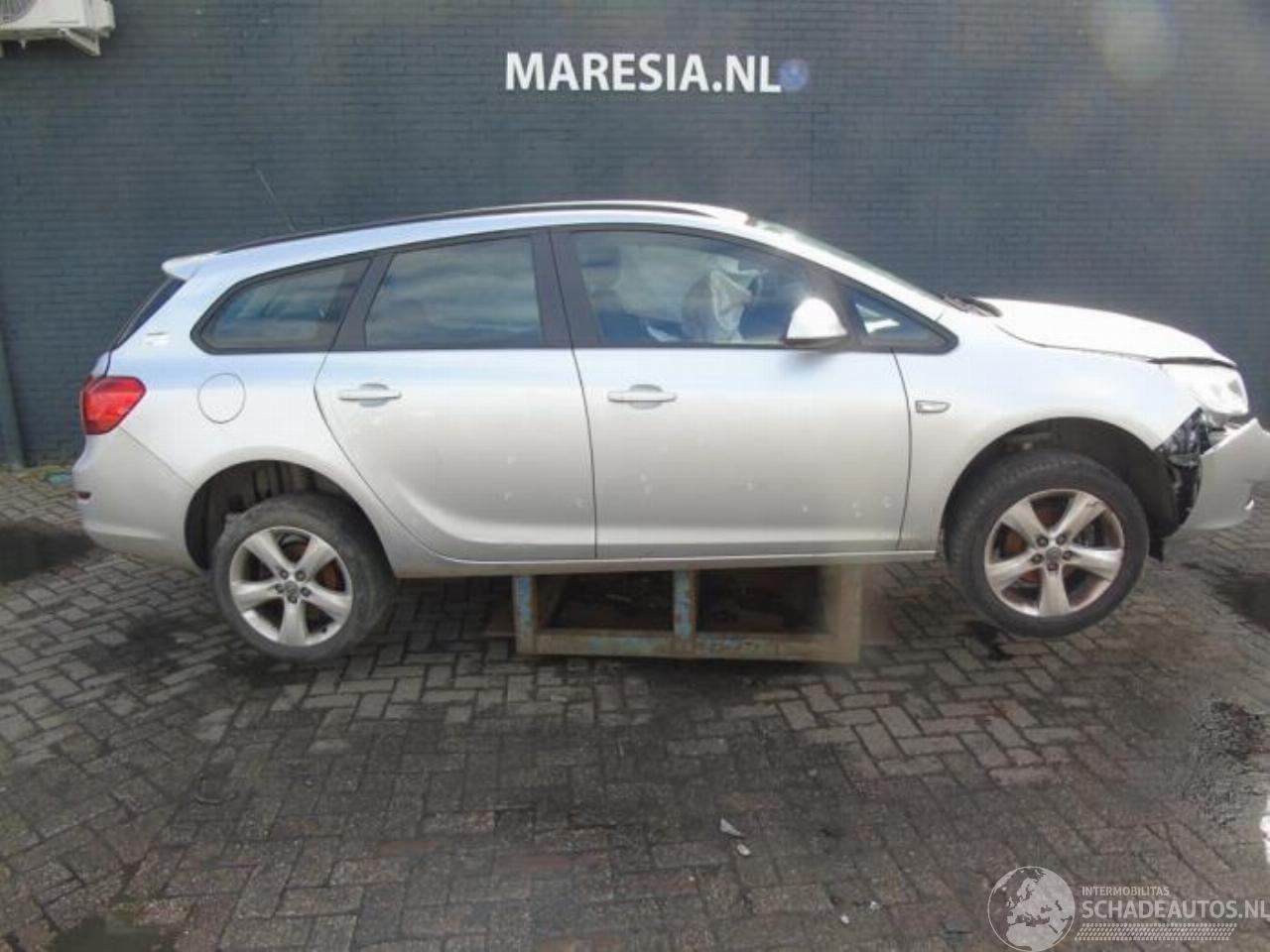 Opel Astra Astra J Sports Tourer (PD8/PE8/PF8), Combi, 2010 / 2015 1.4 16V ecoFLEX