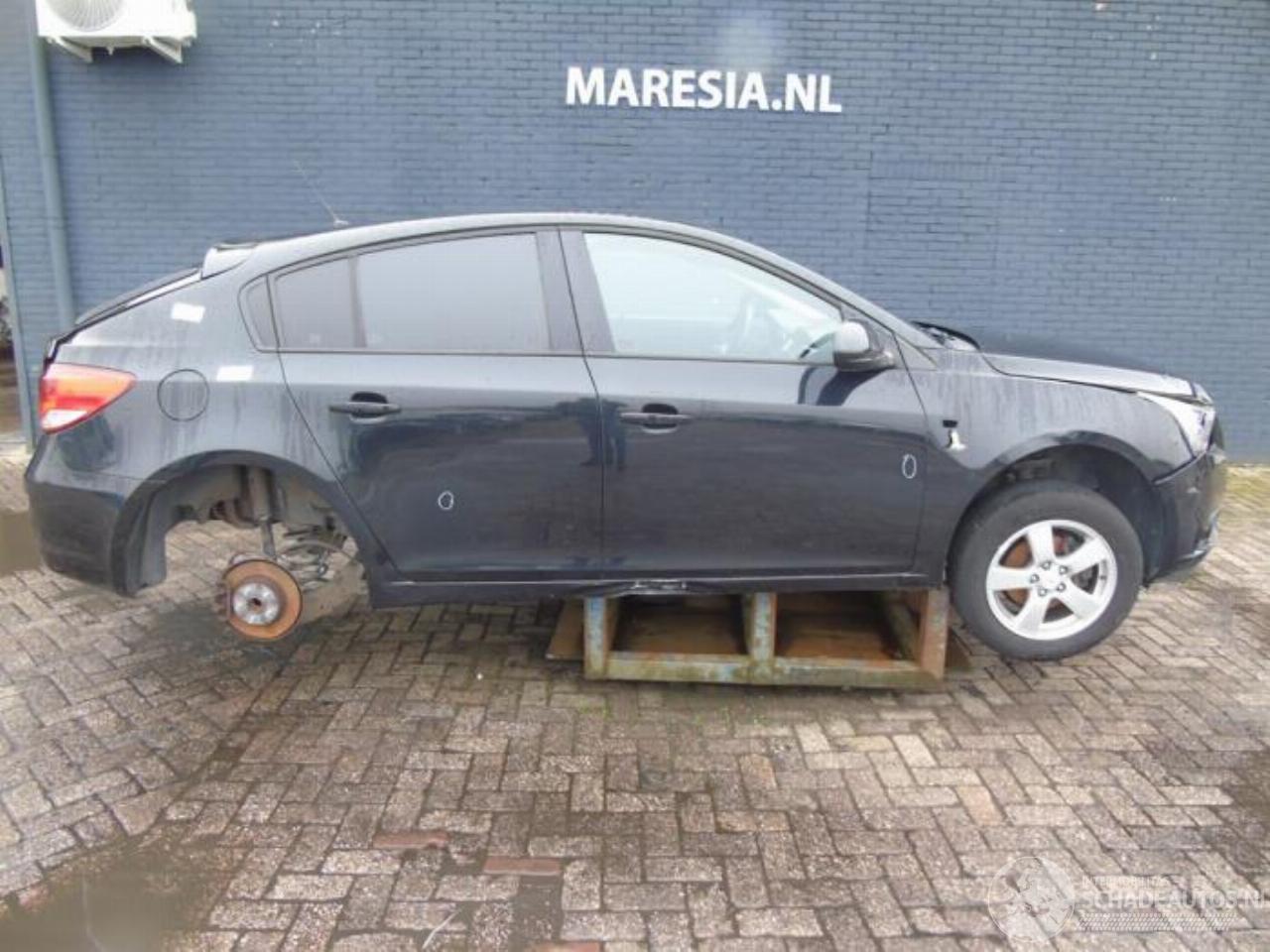 Chevrolet Cruze Cruze (305), Hatchback, 2010 / 2015 1.6 16V VVT