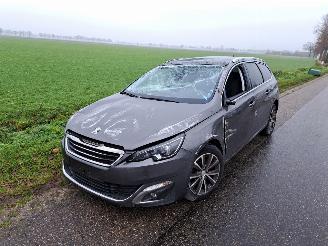Vrakbiler auto Peugeot 308 1.2 THP 2016/6