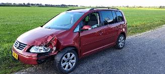 Salvage car Volkswagen Touran 1.9 tdi 2003/3