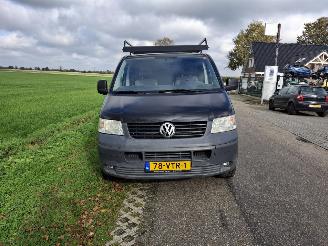 Volkswagen Transporter T5 TDI picture 3