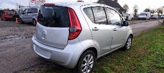 Opel Agila  picture 5