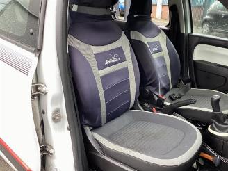 Renault Twingo Twingo III (AH), Hatchback 5-drs, 2014 1.0 SCe 70 12V picture 10