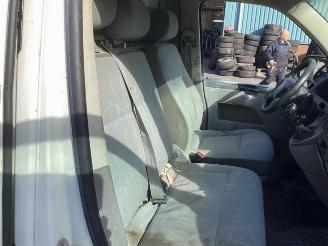 Volkswagen Transporter Transporter T5, Van, 2003 / 2015 1.9 TDi picture 10