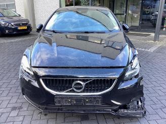 Volvo V-40 V40 (MV), Hatchback 5-drs, 2012 / 2019 1.5 T2 16V Geartronic picture 2